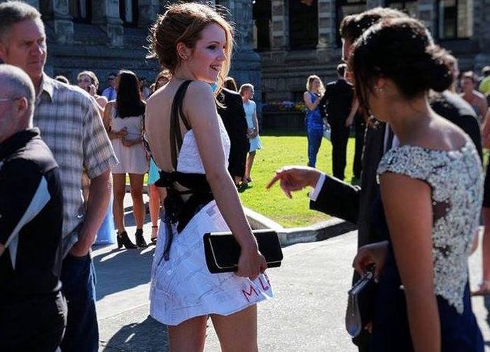 This High School Student Made A Graduation Dress Out Of Her Homework