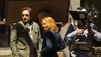 First Photos Of Mulder And Scully Together Again On The X-Files Set