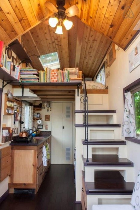 This Woman Built An Amazing Mobile Home All On Her Own