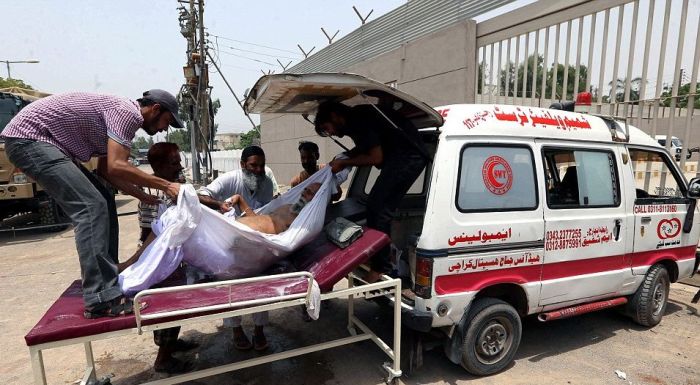 People In Pakistan Are Passing Away Due To The Extreme Heat