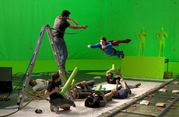 Photos That Take You Behind The Scenes Of Your Favorite Films