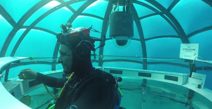 Scientists Have Created Greenhouses That Grow Gardens Underwater