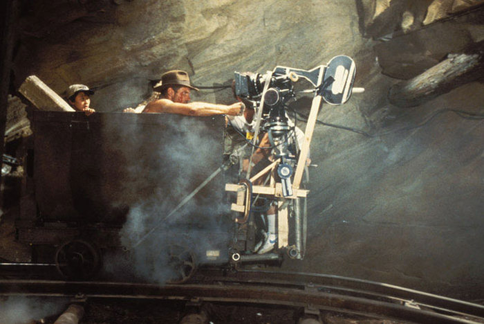 See How Famous Movies Were Made In These Candid Behind The Scenes Pictures