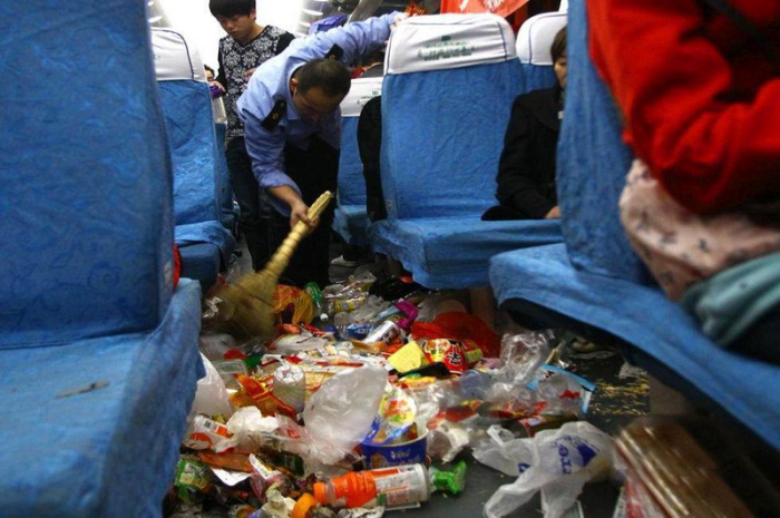 What A Chinese Train Looks Like During Rush Hour