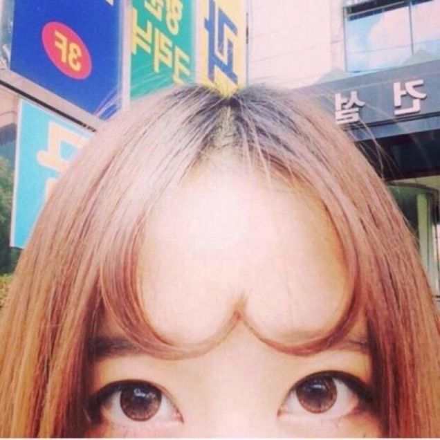 Bangs In The Form Of Hearts Is A New Fashion Trend In South Korea