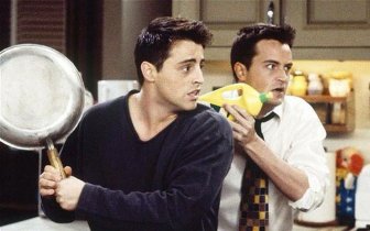 Matt Leblanc And Matthew Perry Get Together For A Little Friends Reunion