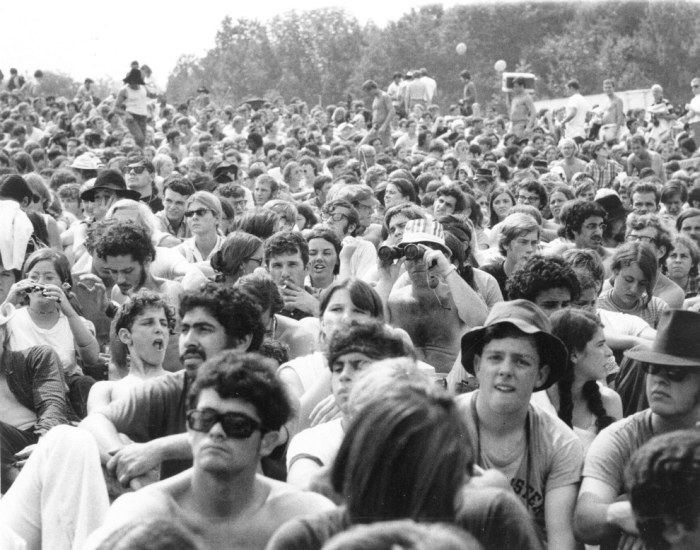 Pictures That Perfectly Capture The Insanity Of Woodstock