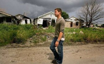 Brad Pitt Helps To Rebuild Homes In New Orleans