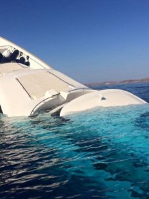 Heartbreaking Photos Show A $6 Million Dollar Yacht Sinking Into The Water