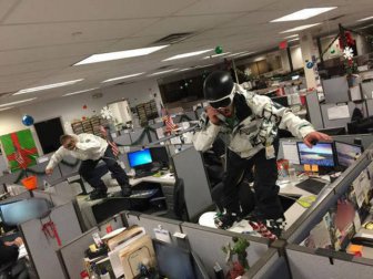 Hilarious Workplace Photos That Get The Job Done