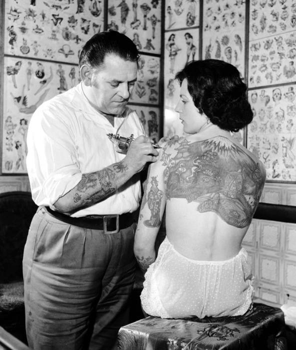 Vintage Pictures That Capture The Golden Age Of Tattoos