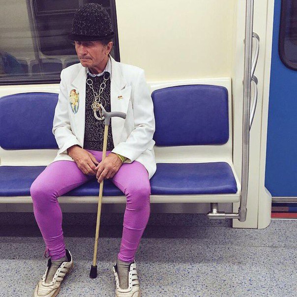 You Just Never Know What You're Going To See On The Moscow Metro