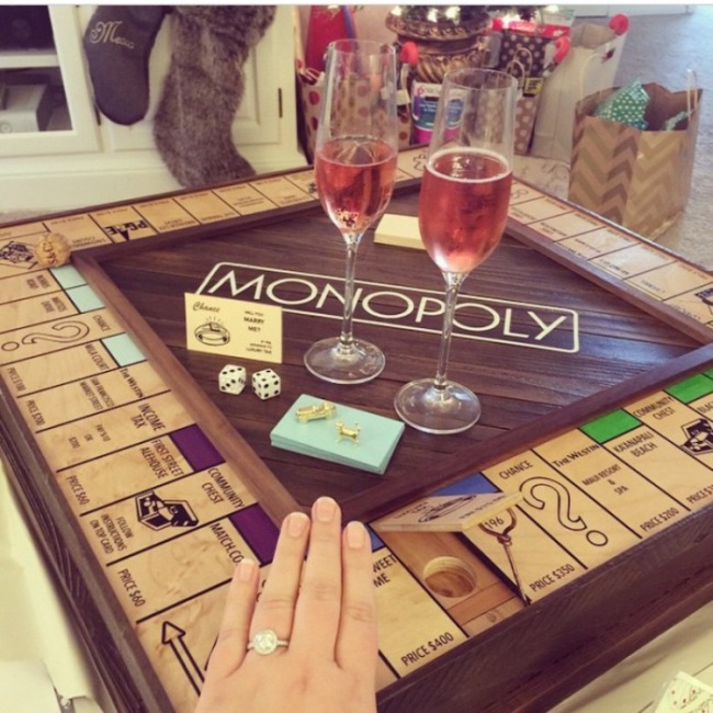 Man Uses Handmade Monopoly Board To Propose To His Girlfriend