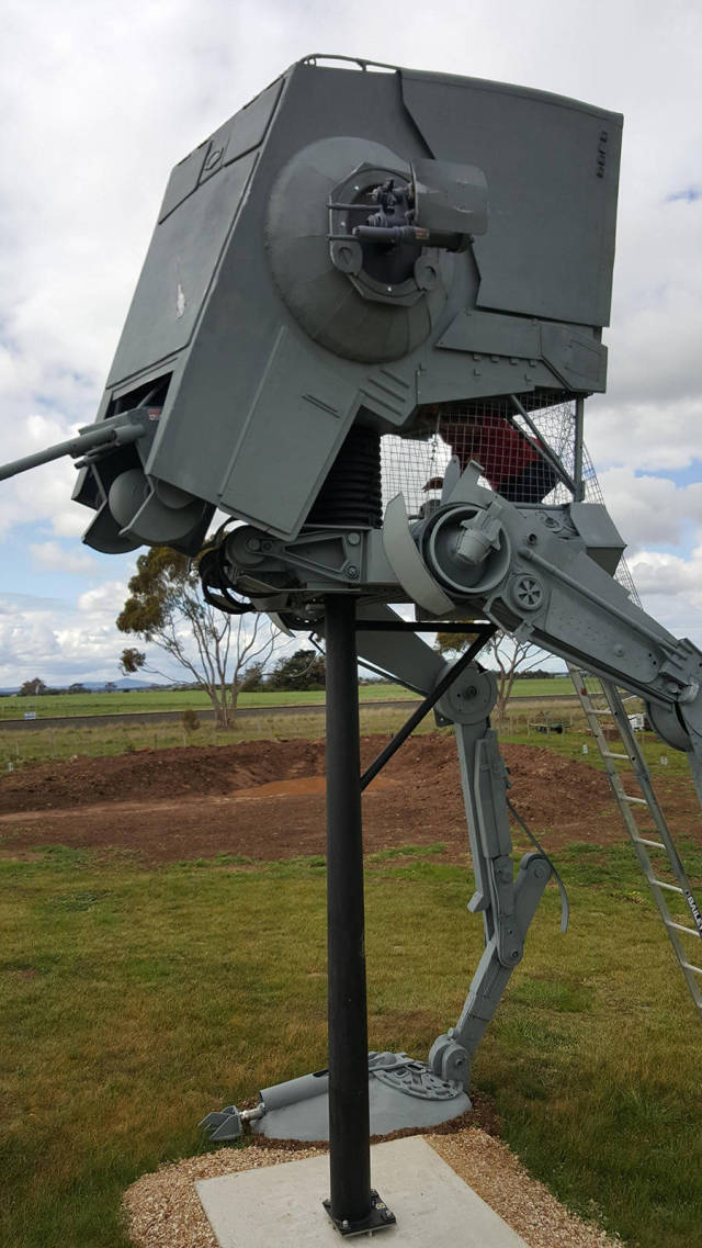Fan Builds His Own Life-Sized Imperial AT-ST Walker From Star Wars