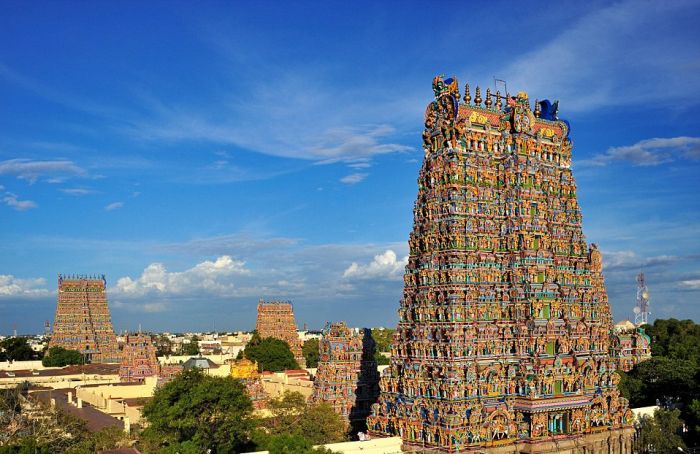 India's Technicolor Temples Are Absolutely Stunning