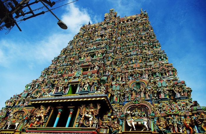India's Technicolor Temples Are Absolutely Stunning