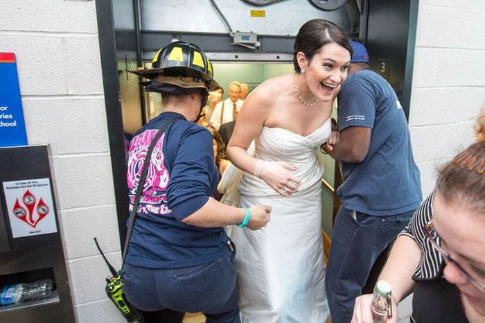 This Wedding Party Get Trapped In An Elevator But Just Kept Partying