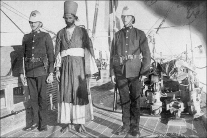 Vintage Photos Show Slave Shackles Being Removed By British Sailors