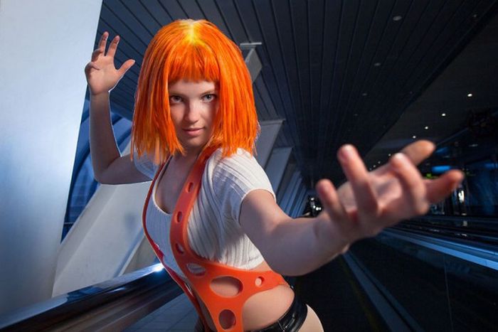Cosplayer Totally Nails Leeloo From The Fifth Element
