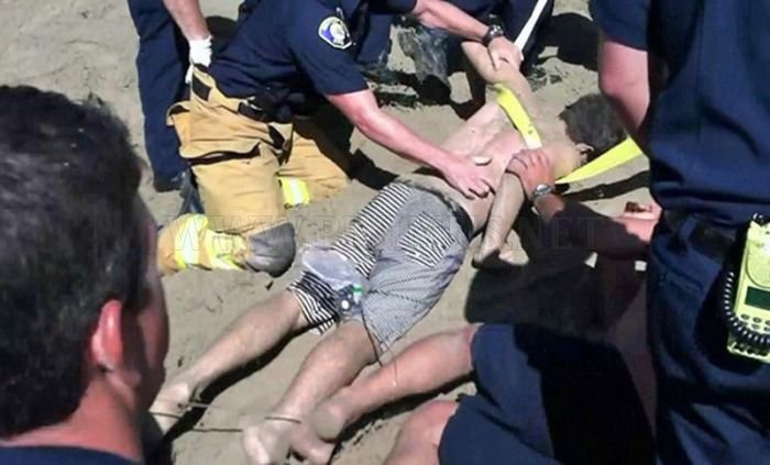 Teen Survives 30 Minutes Buried in Sand 