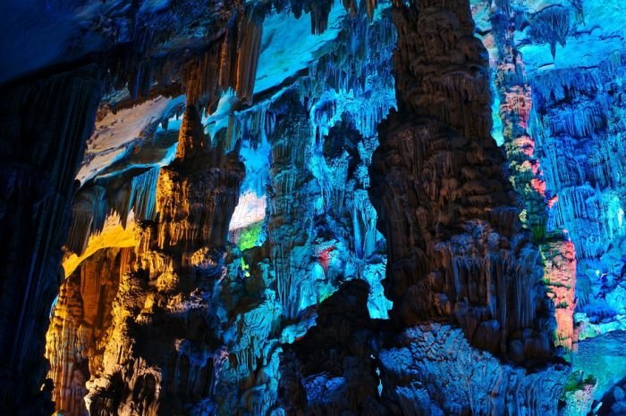 Reed Flute Cave 