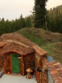 Hobbit House 