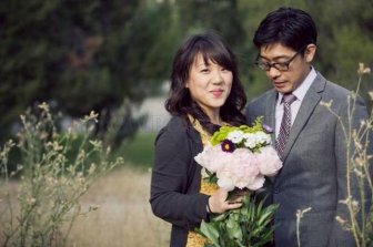 Weird Wedding Photo Session 