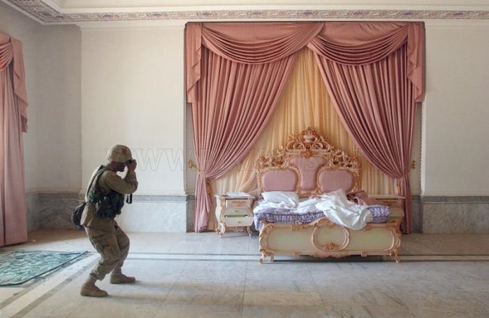 Libyan Rebels and Army Inside Luxurious Villas 