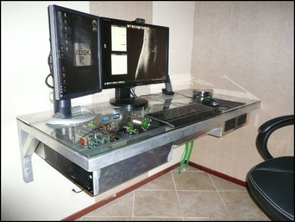 Incredible Custom Built Computer Desk Mod