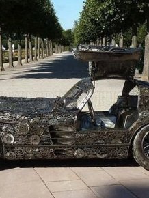 Cool Mercedes-Benz collected from pieces of iron