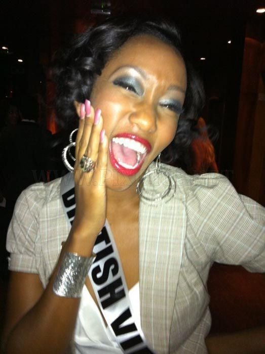 Funny Faces by Miss Universe Contestants 