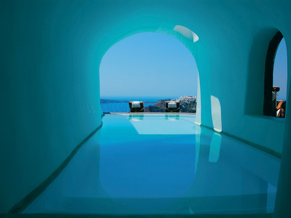 Perivolas - luxury mini hotel in Santorini