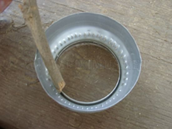 How to Make a Camping Stove out of a Can 