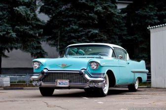 Cadillac Coupe Deville 1957