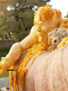 World's Largest Pumpkin Carving 