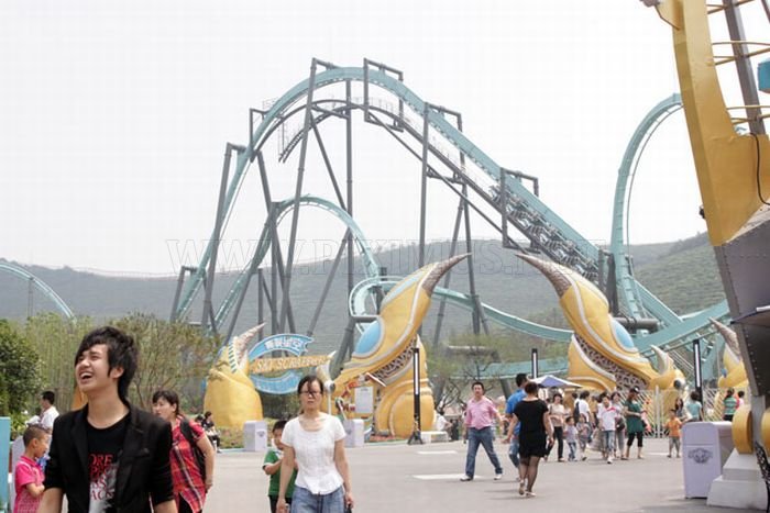 Joyland, Unlicensed Warcraft/Starcraft Theme Park in China 