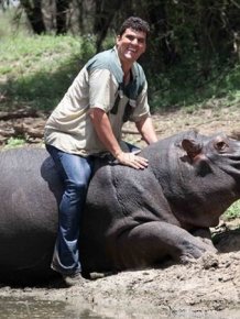 Marius Els killed by His Pet Hippo 