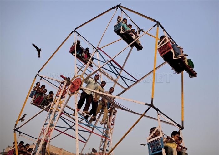 Man-Powered Merry-Go-Round in India 