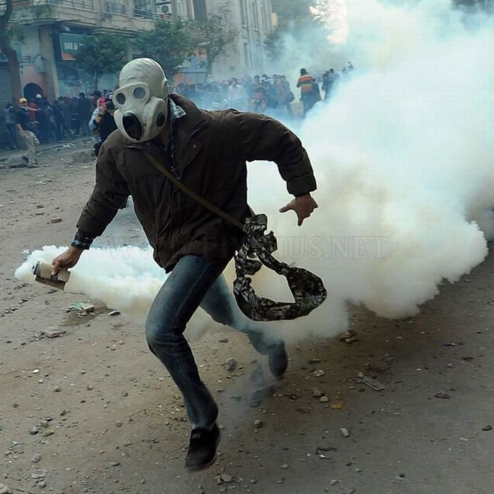 How Protesters In Egypt Protect Themselves 