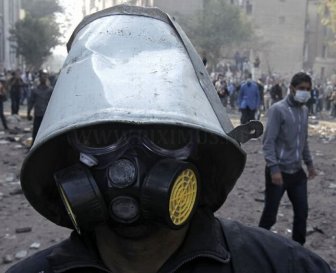 How Protesters In Egypt Protect Themselves 