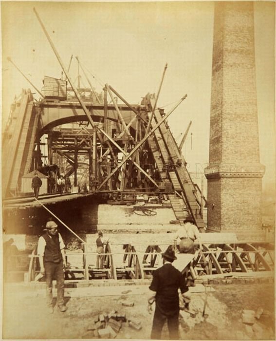 The Construction of London Tower Bridge 
