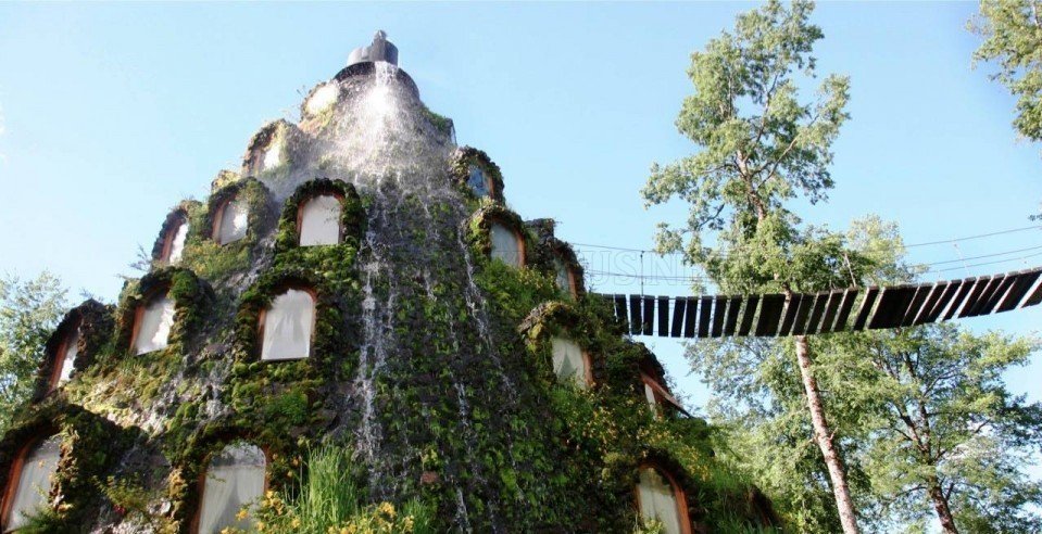 The hotel - volcano with waterfall in Chile