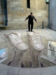 Amazing 3D Street Art Illusions 