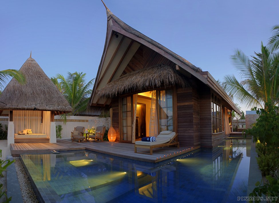 Jumeirah Vittaveli Resort - a new hotel in the Maldives