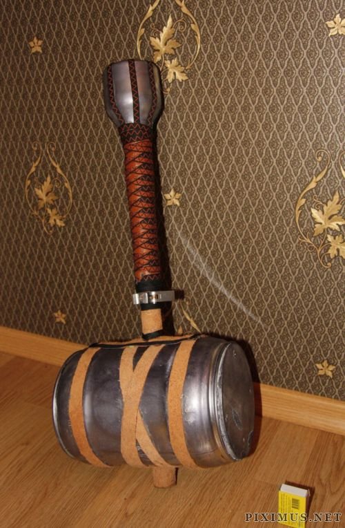 DIY Viking Hammer 