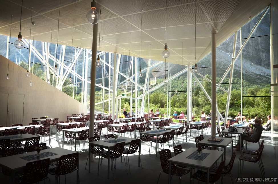 Trollwall Restaurant - perfect landscape and cuisine at the foot of the mountains