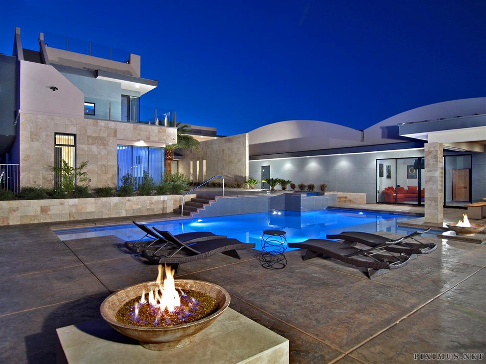 Tenaya Residence for $ 2.5 million in Las Vegas from DesignCell