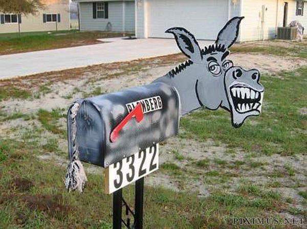 Memorable Mailboxes  