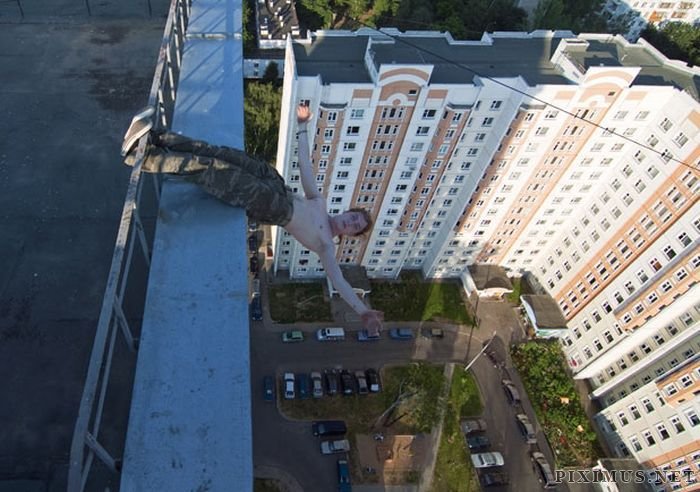 Breathtaking Urban Climbing in Russia  
