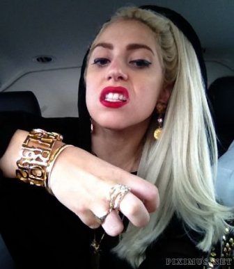 Lady Gaga Twitpics 